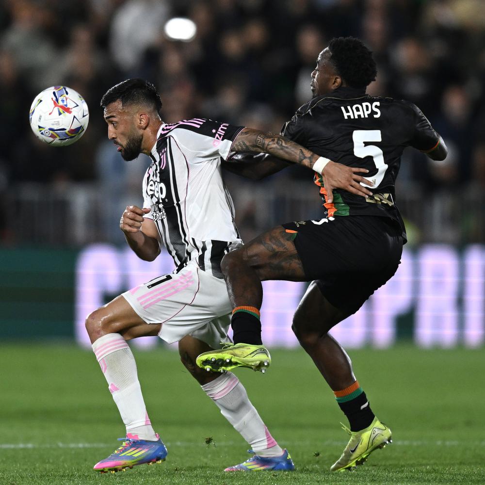 33岁孙兴慜自宣离队，10年热刺生涯收获英超金靴+欧联杯冠军