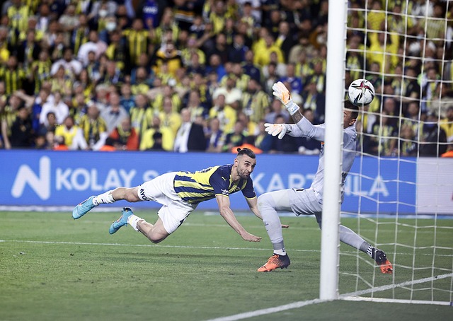 球星压哨三分把比赛送进加时