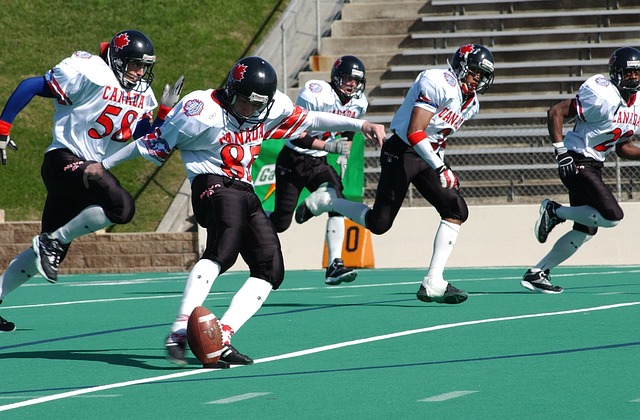 孔帕尼：阿芳很可能下周末复出；我们祝穆勒在美职联决赛获胜